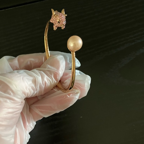 EXCELLENT CONDITION! GORGEOUS!KATE SPADE IMAGINATION FLYING PIG BANGLE BRACELET - Picture 8 of 11